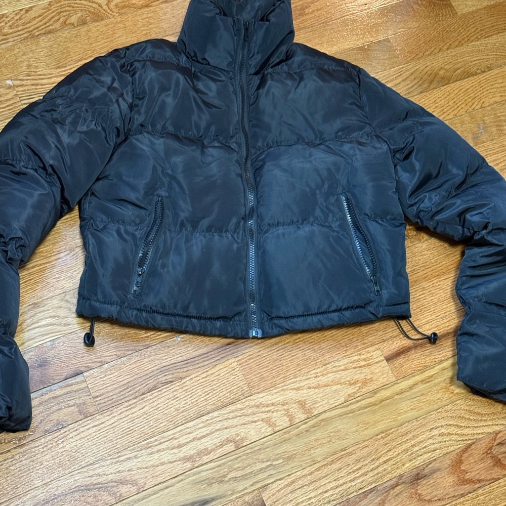 SHEIN Black Cropped Puffer Jacket